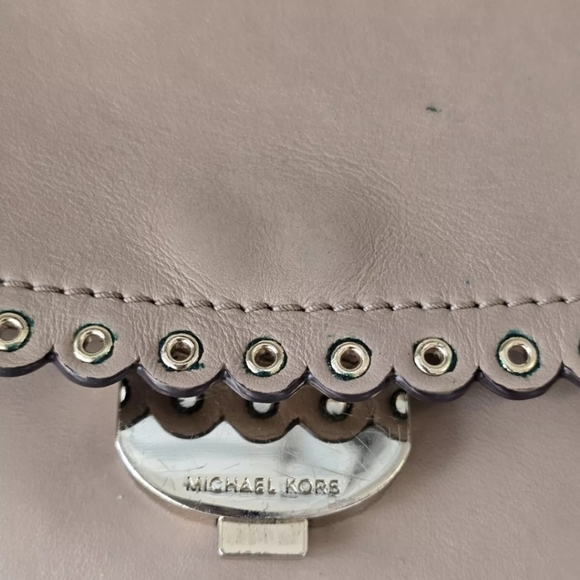 Michael Kors Ava Scalloped Satchel Shoulder Bag Brige Leather Gold Hardware - Picture 6 of 15
